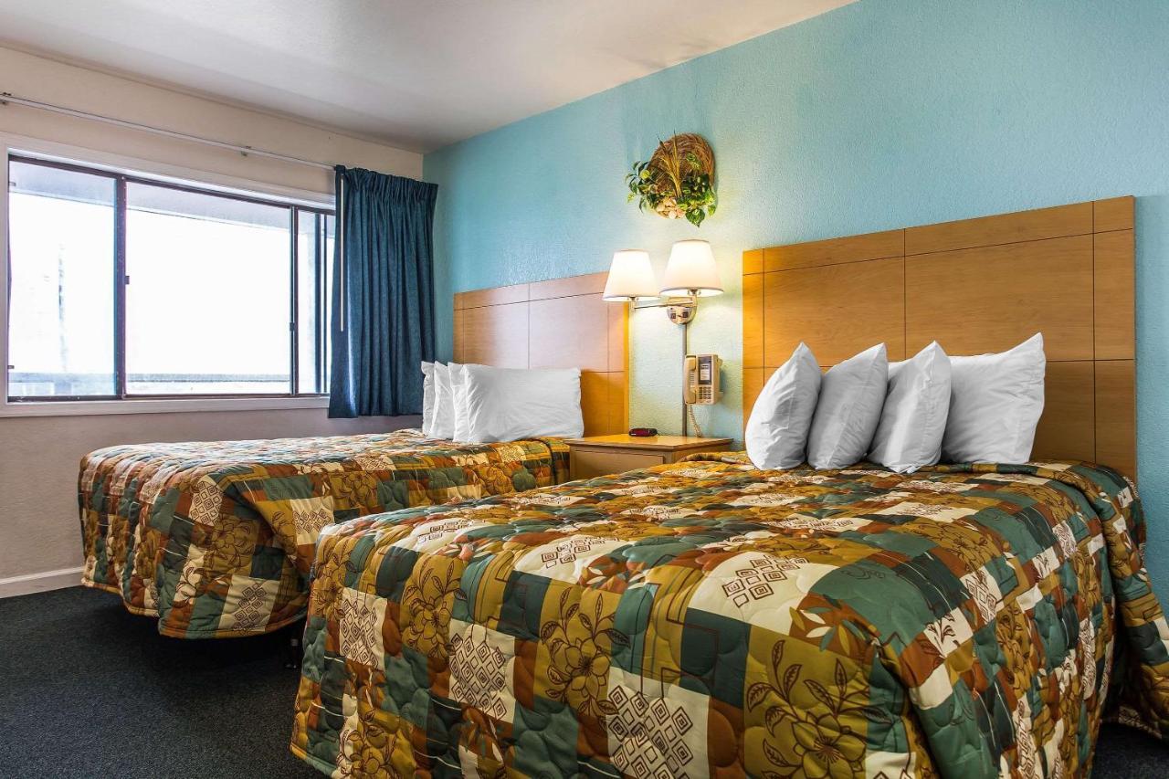 Rodeway Inn & Suites Nags Head Buitenkant foto