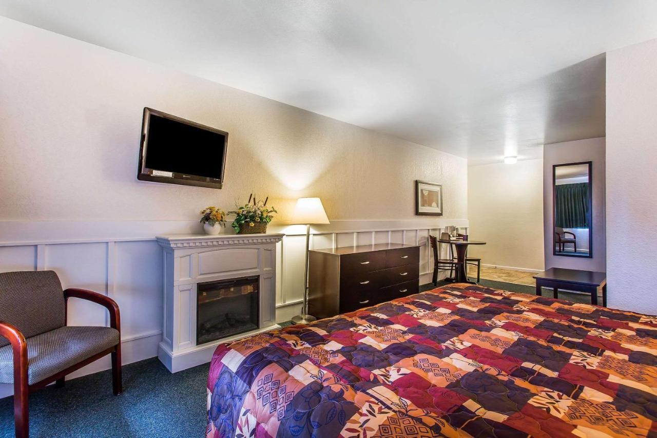 Rodeway Inn & Suites Nags Head Buitenkant foto